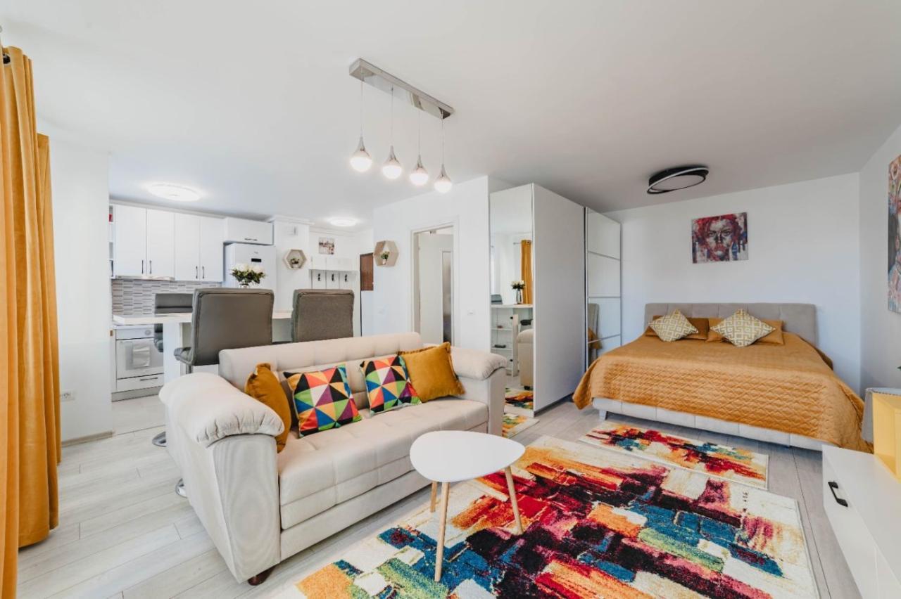 Masterpiece Studio- Free Parking, Wi-Fi, Netflix Brašov Exteriér fotografie