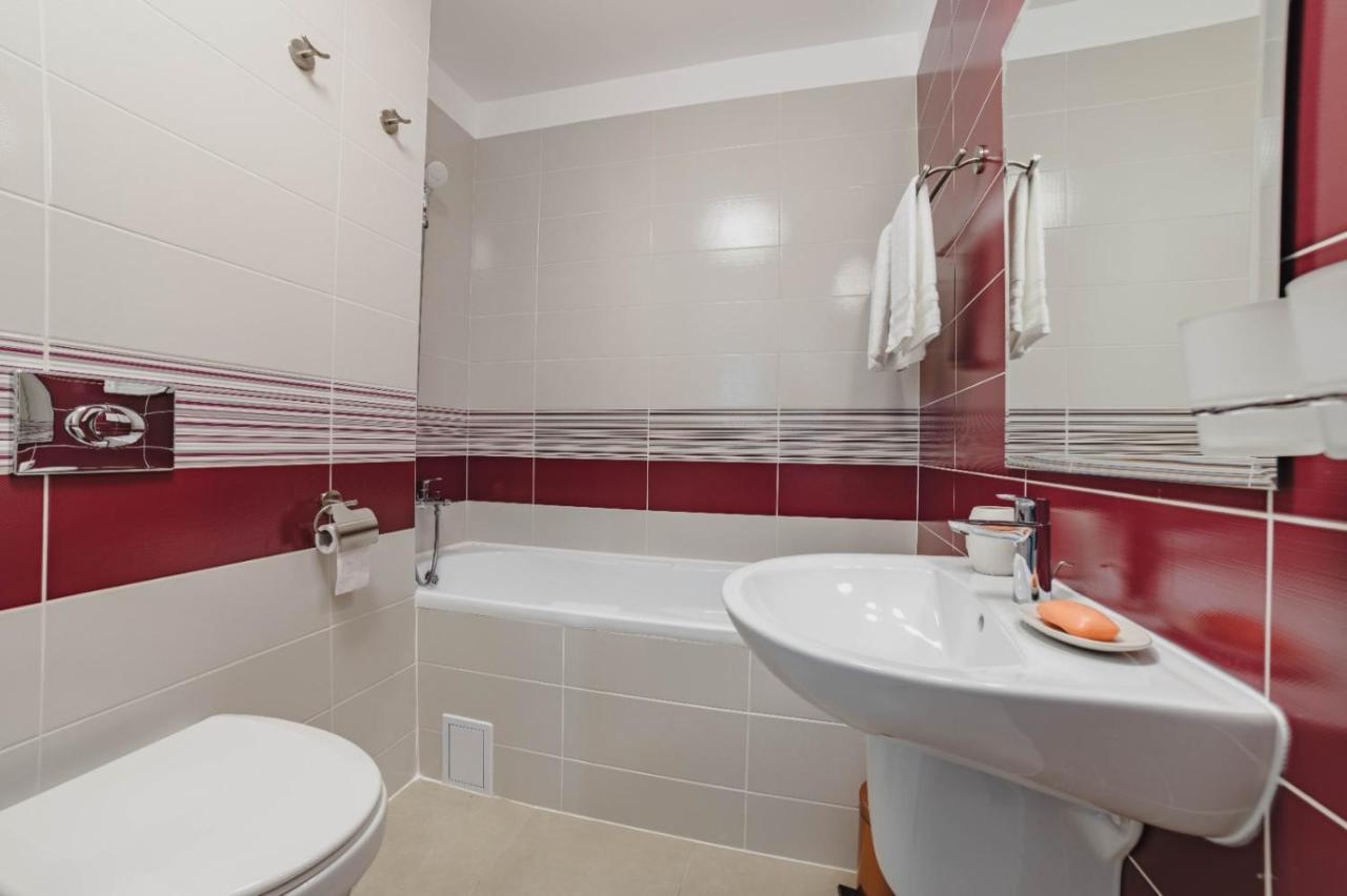 Masterpiece Studio- Free Parking, Wi-Fi, Netflix Brašov Exteriér fotografie