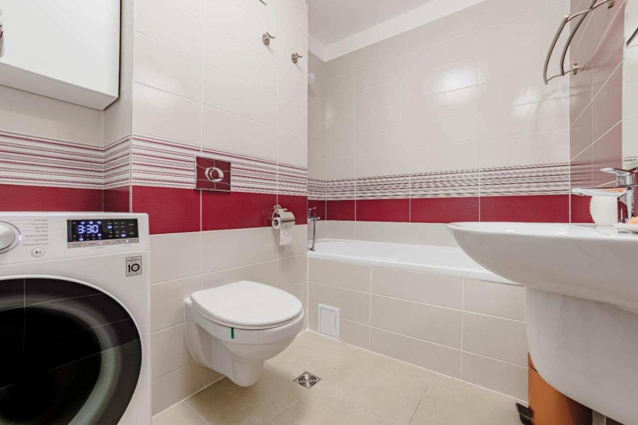 Masterpiece Studio- Free Parking, Wi-Fi, Netflix Brašov Exteriér fotografie